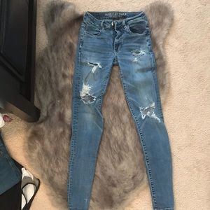 American Eagle High Rise Jean 00R
